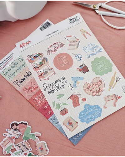 STICKERS ILUSTRACIONES Y FRASES CON MIS MANOS ARTESANA TALLER